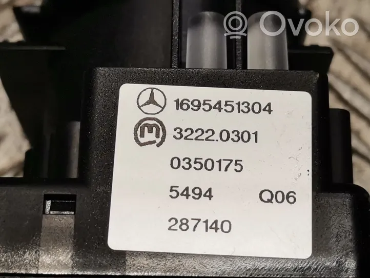 Mercedes-Benz B W245 Light switch 1695451304