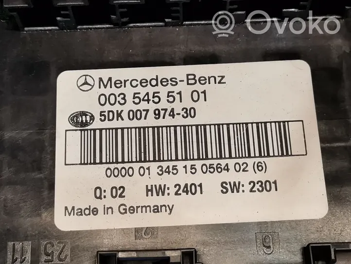Mercedes-Benz C W203 Skrzynka bezpieczników / Komplet 0035455101