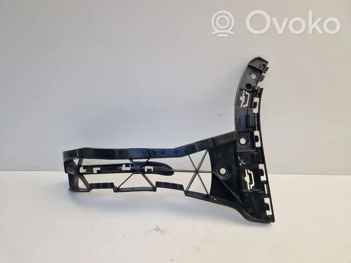 Mercedes-Benz C W205 Support de pare-chocs arrière A2058800630