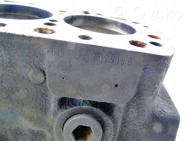 Mercedes-Benz COMPAKT W115 Bloc moteur 6150111101