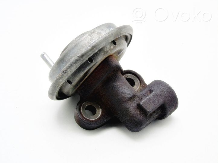 Ford Escort EGR-venttiili 2FCE9D475A4A