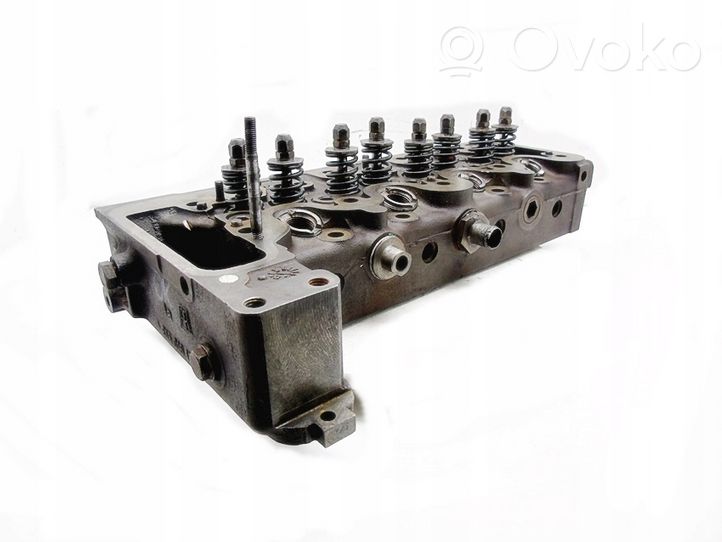 Mercedes-Benz COMPAKT W115 Culata del motor 6150161501