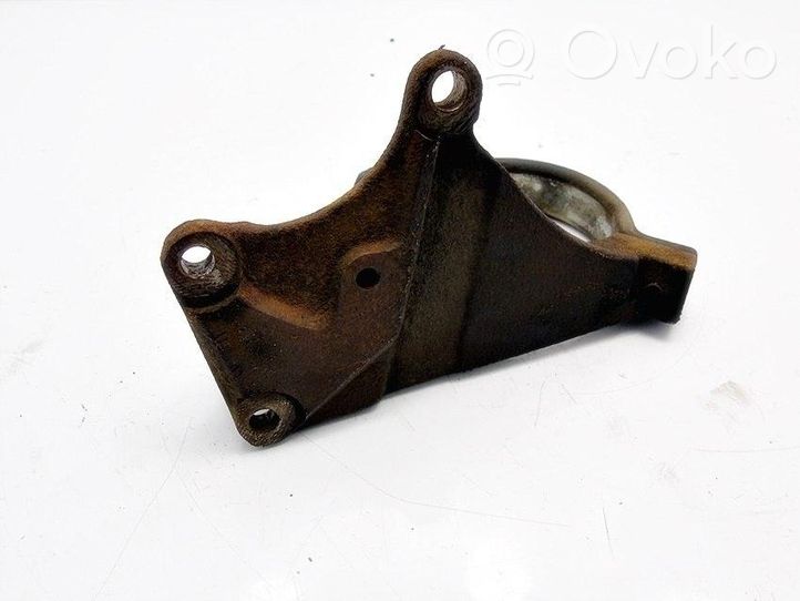 Ford Fiesta Staffa del cuscinetto di supporto dell’albero di trasmissione 2S6W3K305AG 2S6W-3K305-AG