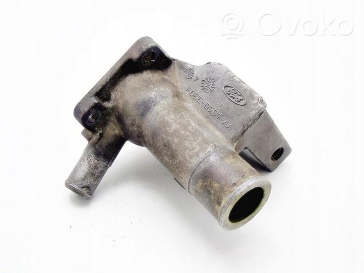 Ford Escort Boîtier de thermostat F0EE-8594-AA