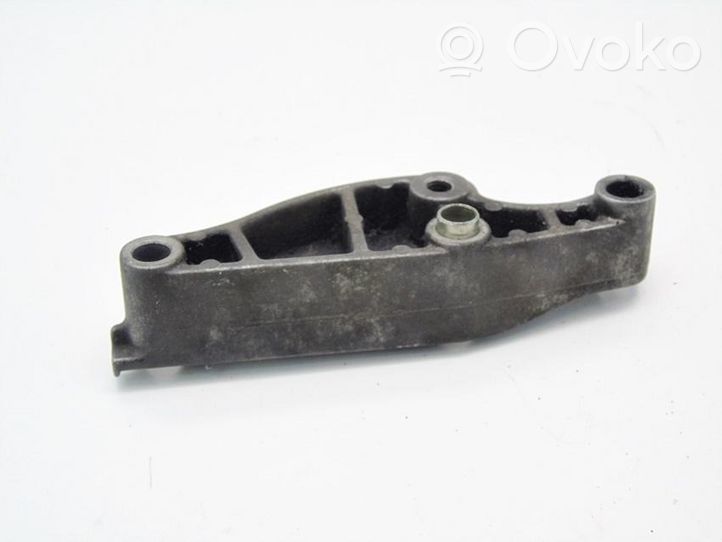 Ford C-MAX II Supporto di montaggio della pompa del servosterzo 3S6E3C631AA