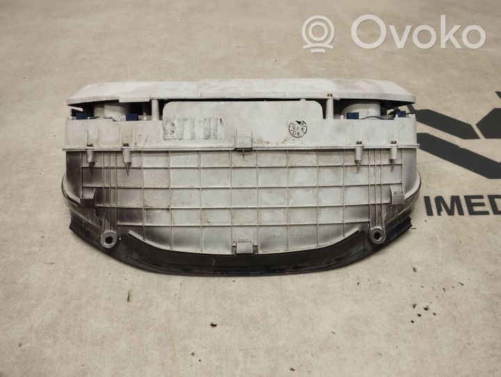 Toyota Land Cruiser (J100) Tachimetro (quadro strumenti) 769218340