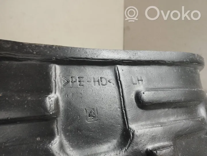 Toyota Hilux (AN10, AN20, AN30) Rivestimento paraspruzzi parafango posteriore 