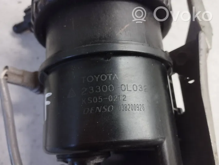 Toyota Hilux (AN10, AN20, AN30) Alloggiamento del filtro del carburante 233000L032