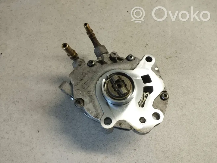 Land Rover Discovery 4 - LR4 Alipainepumppu 9H2Q2A451BD