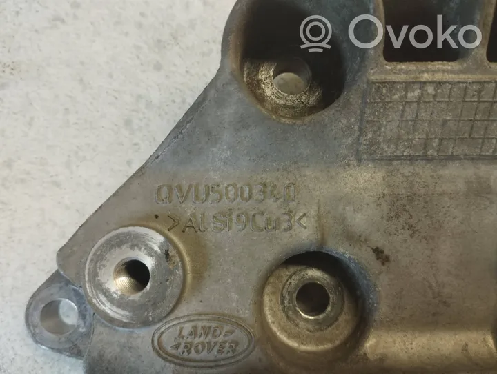 Land Rover Discovery 4 - LR4 Supporto di montaggio della pompa del servosterzo QVU500340