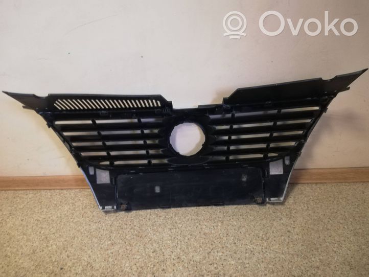 Volkswagen PASSAT B6 Front bumper upper radiator grill 3C0853651B