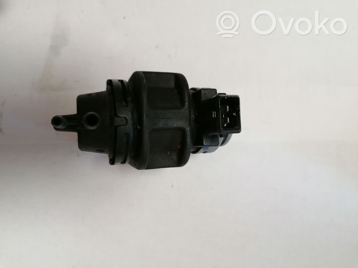 Renault Master III Turboahtimen magneettiventtiili 8200575400