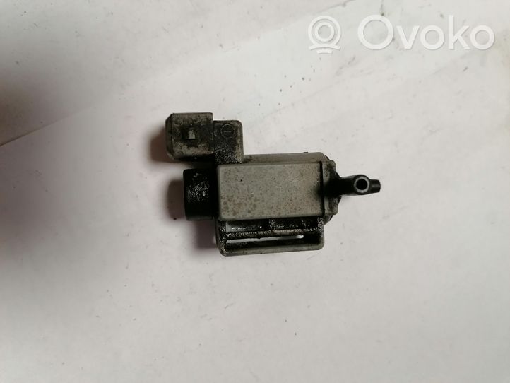 Opel Vectra B Turbo solenoid valve 72256600