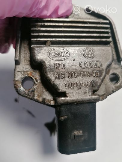 Audi A4 S4 B5 8D Eļļas līmeņa sensors 1J0907660B