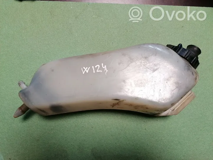 Mercedes-Benz E W124 Vase d'expansion / réservoir de liquide de refroidissement 8430600