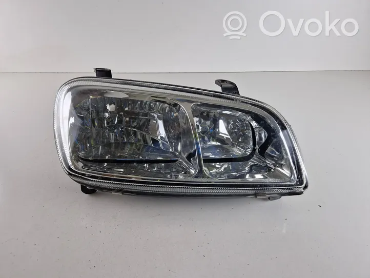 Toyota RAV 4 (XA10) Lampa przednia 205247