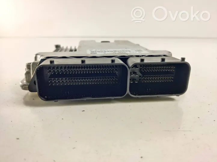 BMW 5 F10 F11 Sterownik / Moduł ECU 8577839