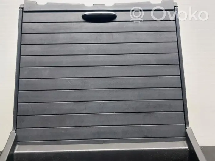 Mercedes-Benz GLE AMG (W166 - C292) Panelės stalčiuko/lentinėlės paklotėlis 