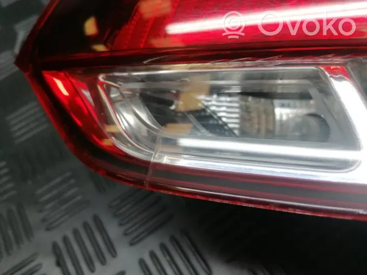 Volkswagen Scirocco Lampy tylnej klapy bagażnika 