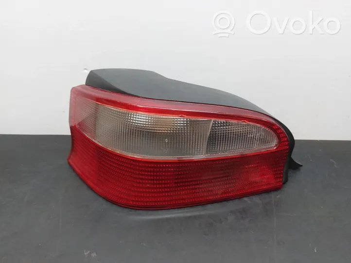 Citroen Saxo Lampy tylnej klapy bagażnika 