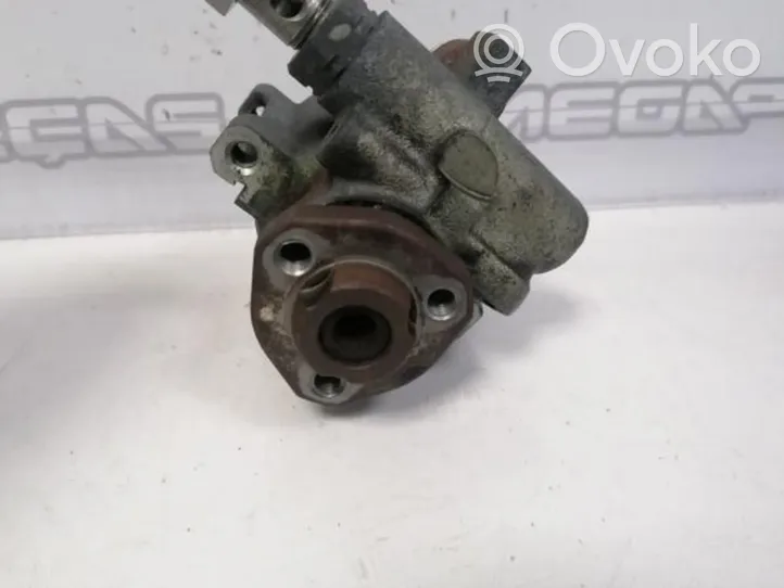 Volkswagen Golf IV Power steering pump 