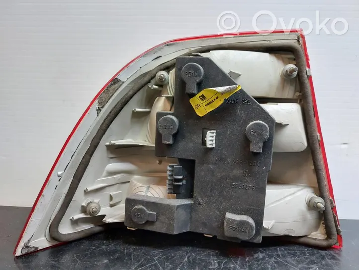 Opel Vectra B Lampy tylnej klapy bagażnika 