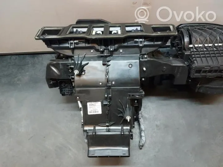 Mercedes-Benz GLE AMG (W166 - C292) Ventola riscaldamento/ventilatore abitacolo 