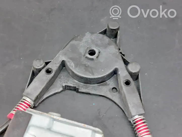 Ford Fiesta Front window lifting mechanism without motor 