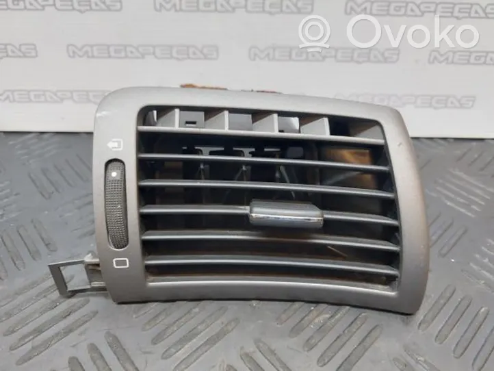 Peugeot 407 Atrapa chłodnicy / Grill 