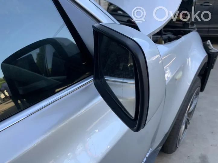 BMW X3 E83 Elektryczne lusterko boczne drzwi przednich 