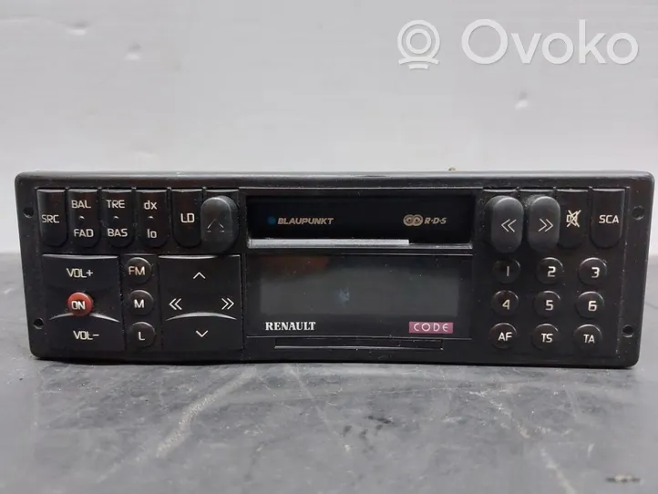 Renault Laguna I Radio/CD/DVD/GPS head unit 