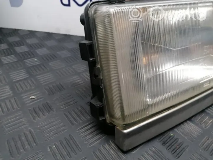 Volvo 740 Lampa przednia 