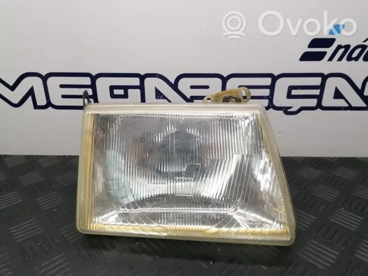 Ford Escort Lampa przednia 