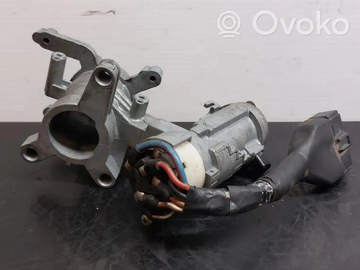 Toyota Starlet (P70) III Interruttore a pulsante start e stop motore 