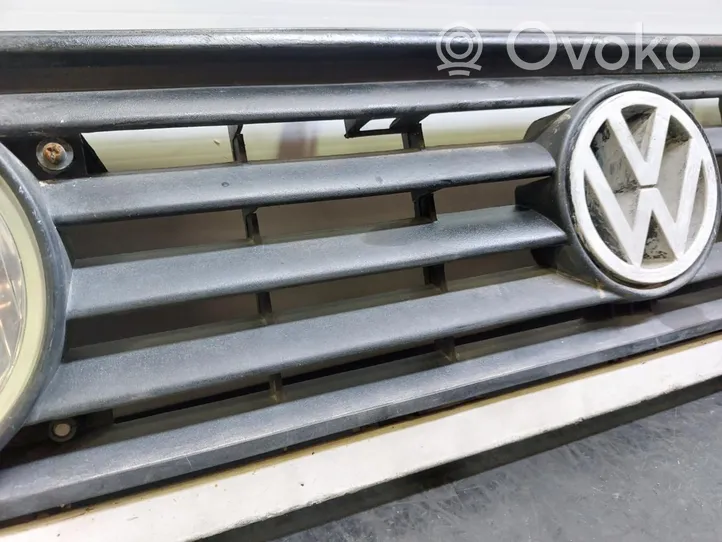 Volkswagen Golf II Atrapa chłodnicy / Grill 