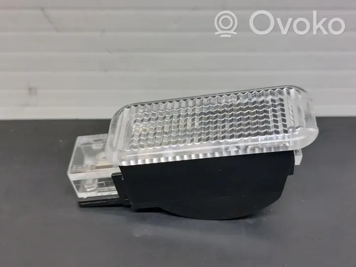 Audi A4 S4 B8 8K Lampa 