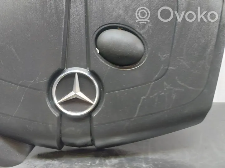 Mercedes-Benz A W176 Couvercle cache moteur 