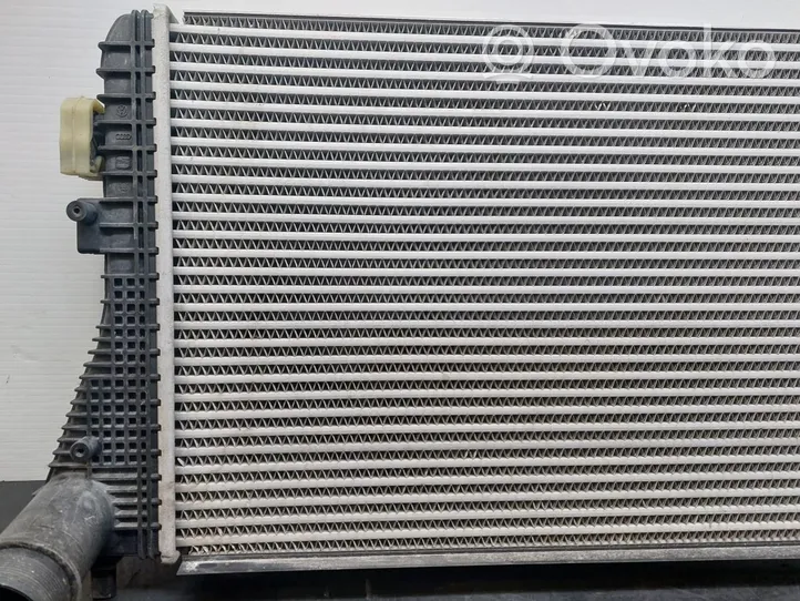 Volkswagen Scirocco Chłodnica powietrza doładowującego / Intercooler 