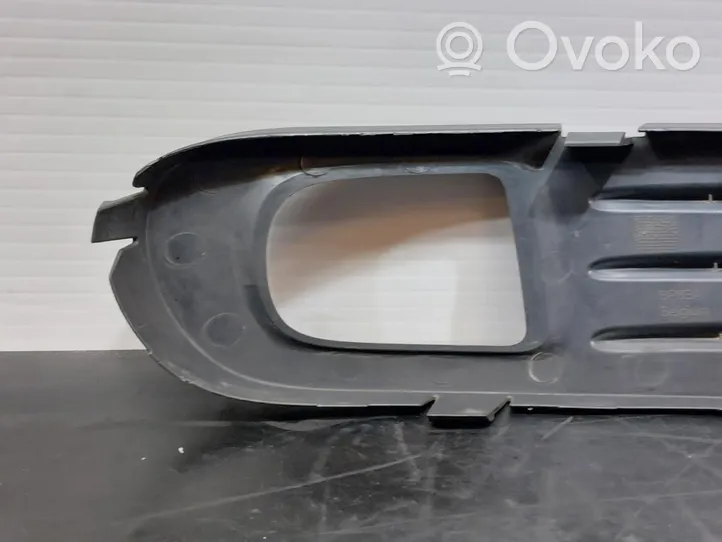 Volvo V50 Grille de calandre avant 