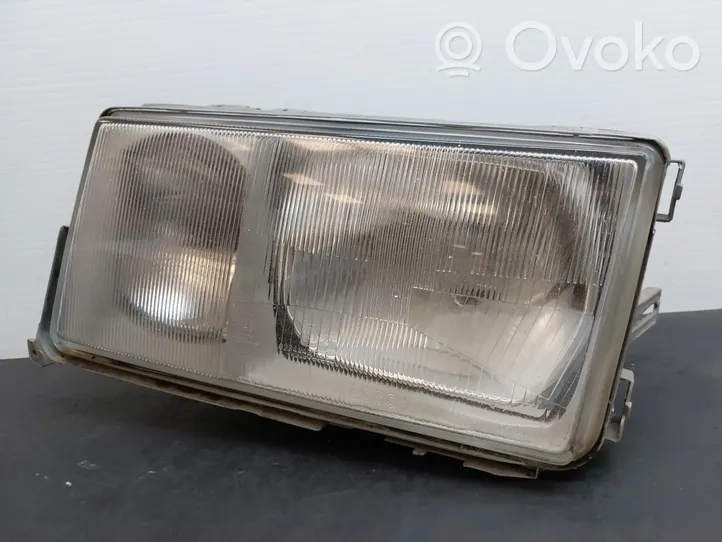 Mercedes-Benz 190 W201 Lampa przednia 