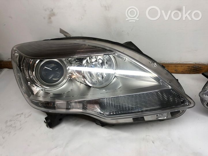 Mercedes-Benz R W251 Lampy przednie / Komplet 