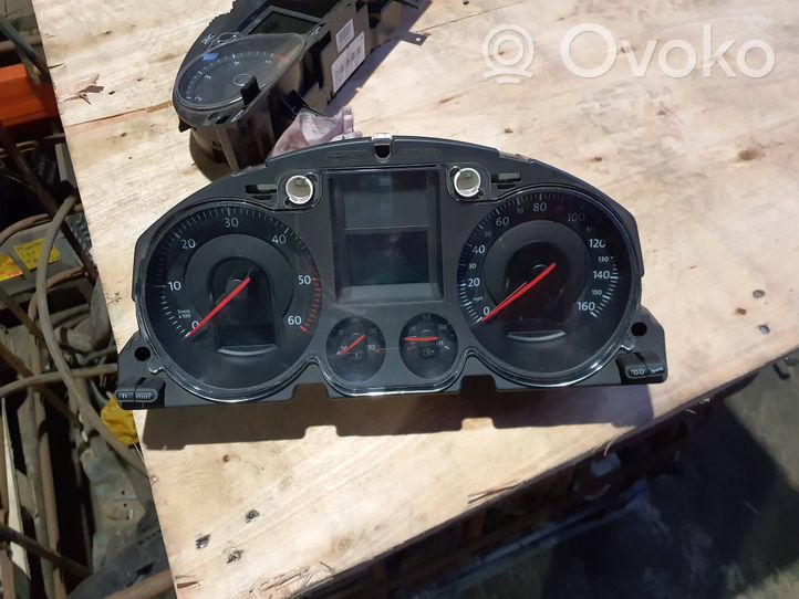 Volkswagen PASSAT B6 Compteur de vitesse tableau de bord 3C0920960A