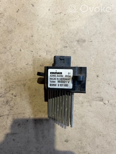 BMW 3 E46 Heater blower motor/fan resistor 5295354052