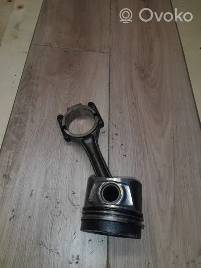 Audi A4 S4 B8 8K Piston with connecting rod 