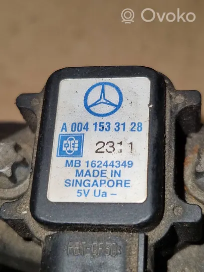 Mercedes-Benz E W211 Sensore di pressione A0041533128