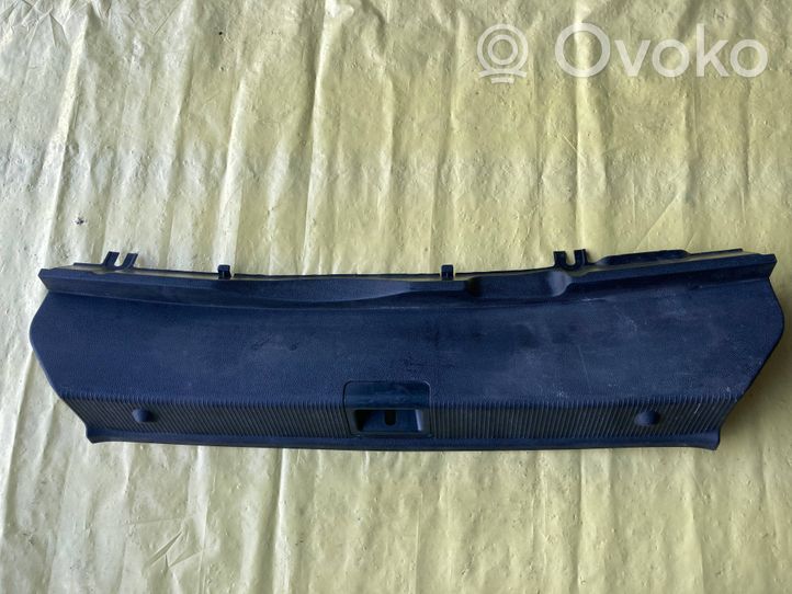 Mercedes-Benz C AMG W204 Rivestimento di protezione sottoporta del bagagliaio/baule A2046900825