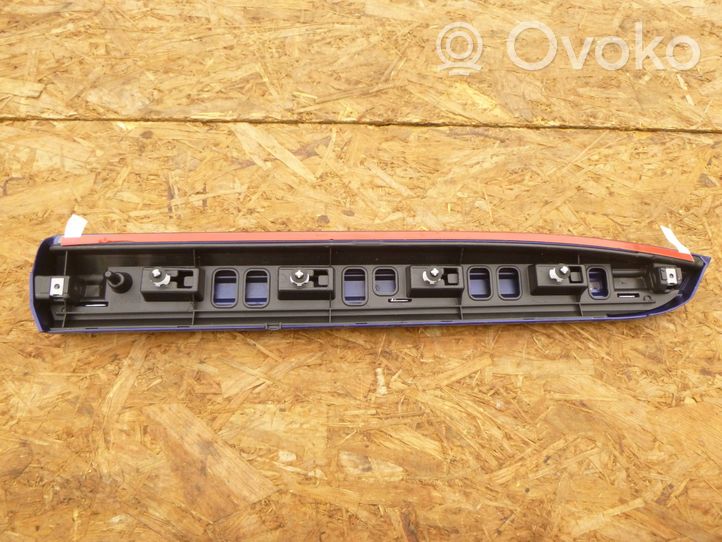 Volkswagen Arteon Takaoven lista (muoto) 3G8853992B