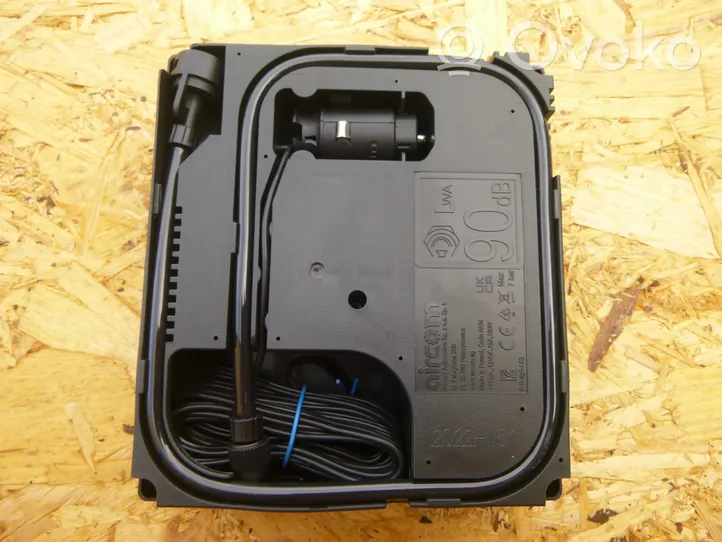 Volkswagen Golf VI Tire air pump compressor 