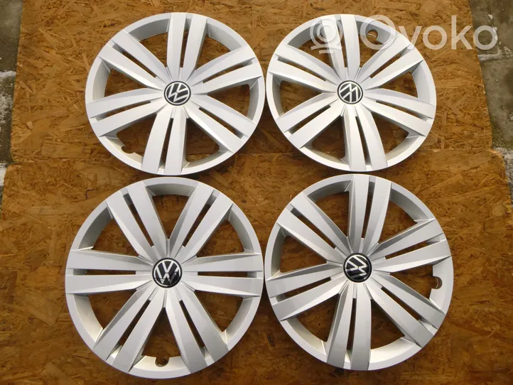 Volkswagen Touran III R16 wheel hub/cap/trim 5TA601147
