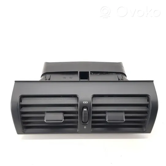 Mercedes-Benz E W210 Copertura griglia di ventilazione cruscotto 2108300054